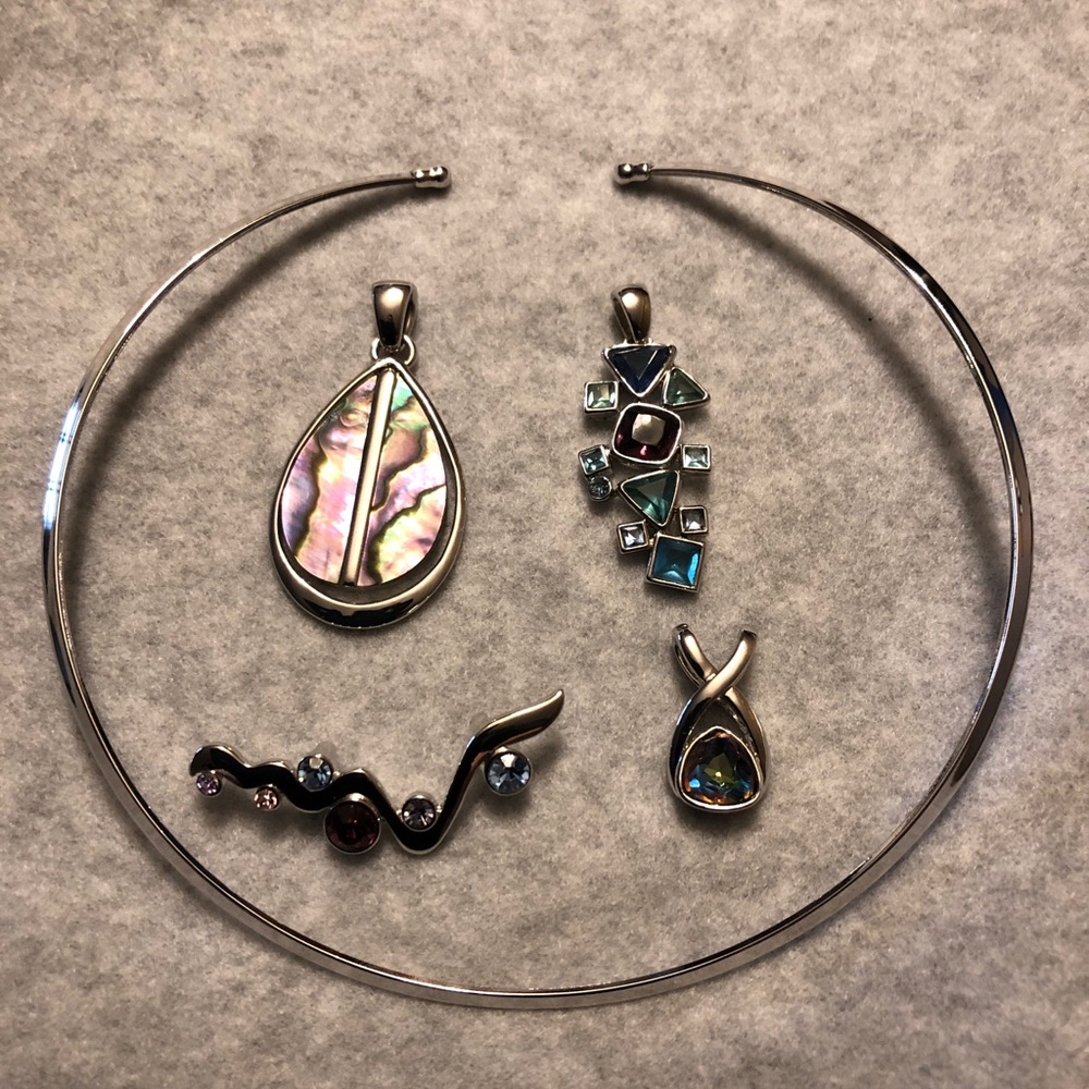 Lia Sophia necklace with 4 sliders
